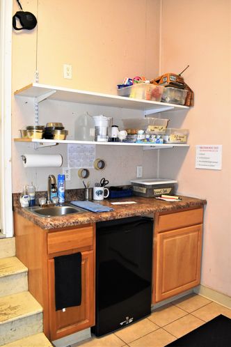 Bed & Biscuit: 153 Fence Ln, Crossville, TN 38571